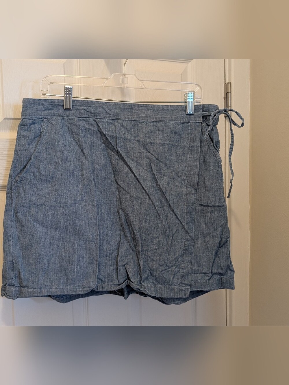Brooks Brothers Chambray Wrap Skort Size 12 Coastal Preppy Quiet Luxury Summer